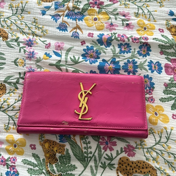 Yves Saint Laurent Handbags - YSL Clutch